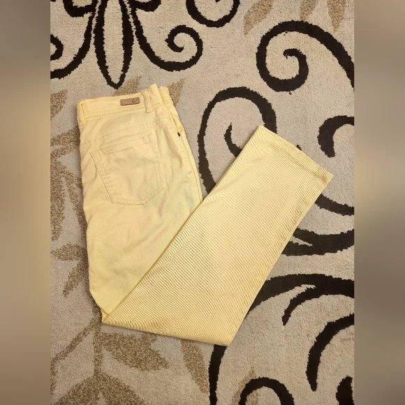 Gloria Vanderbelt Yellow Straight-Leg Jeans - Picture 7 of 8